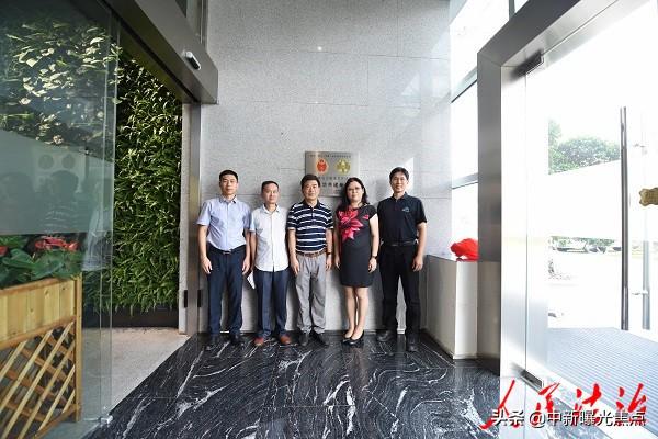 清溪明门最新招聘信息揭秘，邻里的小故事中的职业机会探索